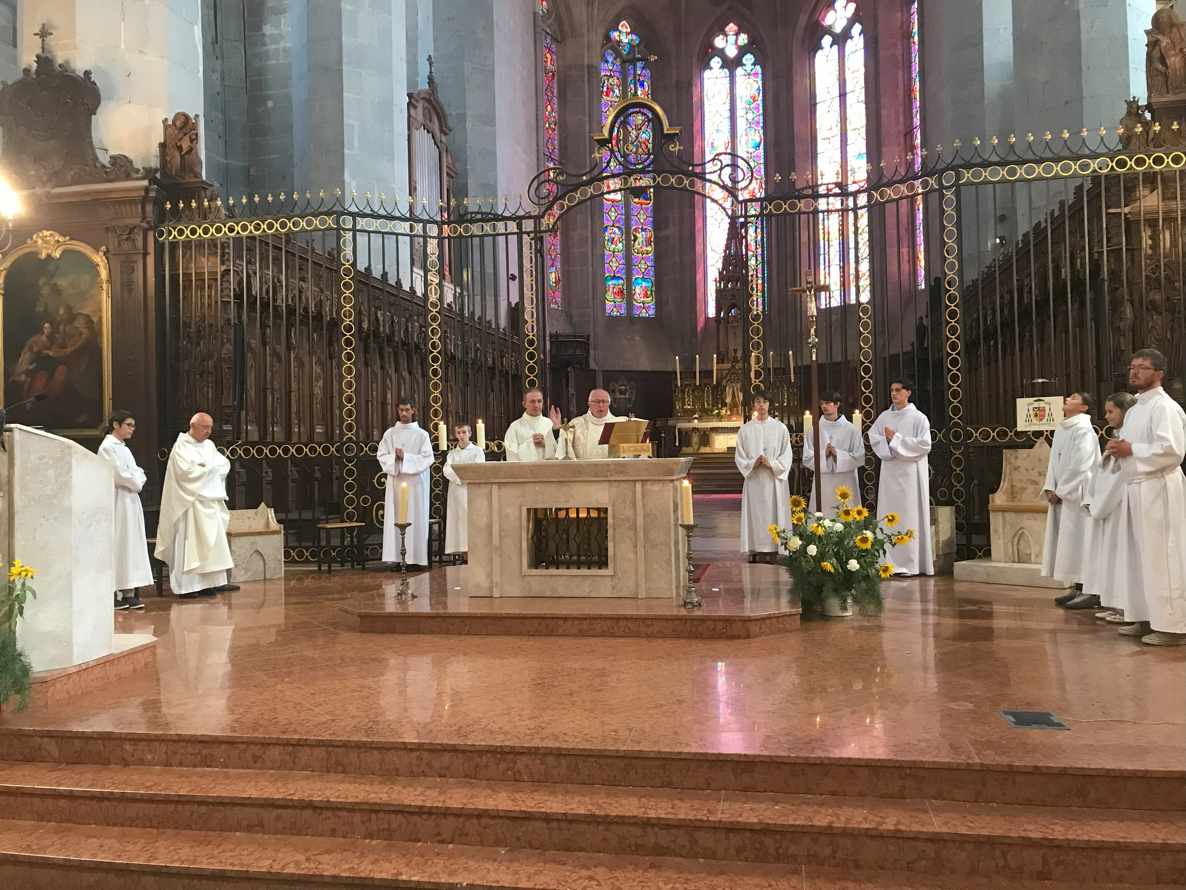 Messe d'aurevoir de Père Pierre GIROD